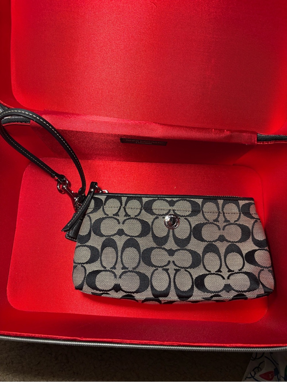 Coach 🖤🩶  Signature Canvas Jacquard Black medium Wristlet